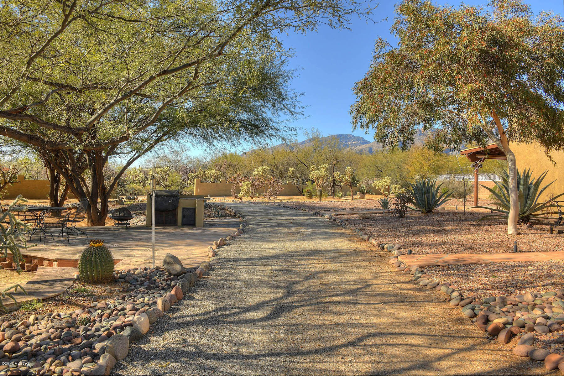 4814 North Castle Ridge Road Tucson, AZ 85749 - Photo 9 of 32