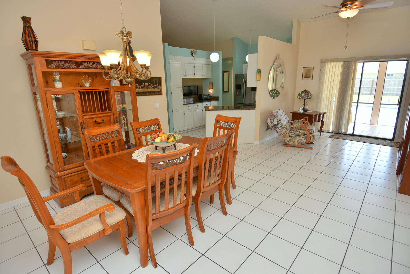 6655 Southeast Raintree Avenue Stuart, FL 34997 - Photo 8 of 48 DSC_4589