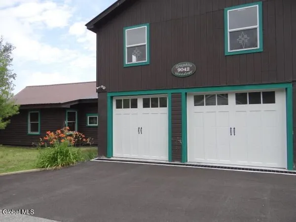$450 | 9042 Graphite Mountain Road, Hague, NY 12836