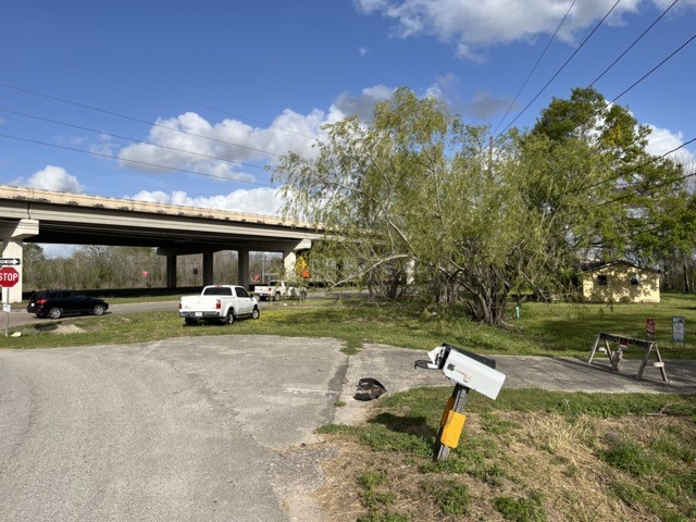 131 McKeever Road Rosharon, TX 77583 - Photo 7 of 10