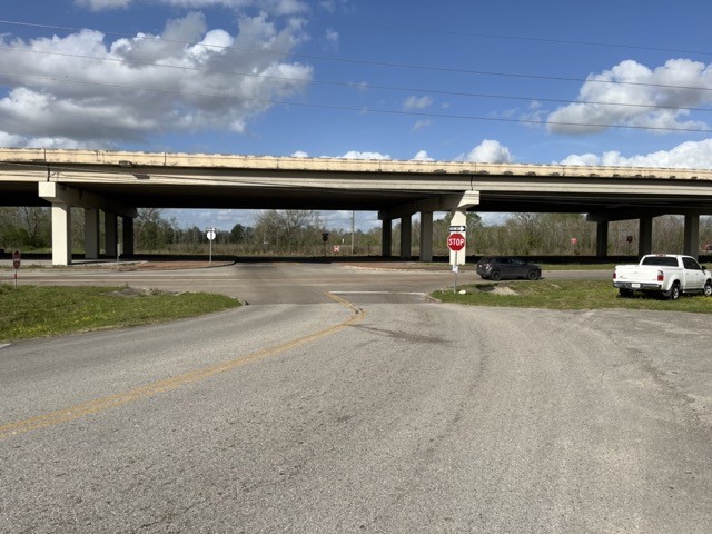 131 McKeever Road Rosharon, TX 77583 - Photo 8 of 10