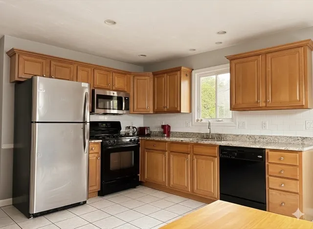 $535,000 | 15 Atwood Avenue, Unit 15, Norwood, MA 02062