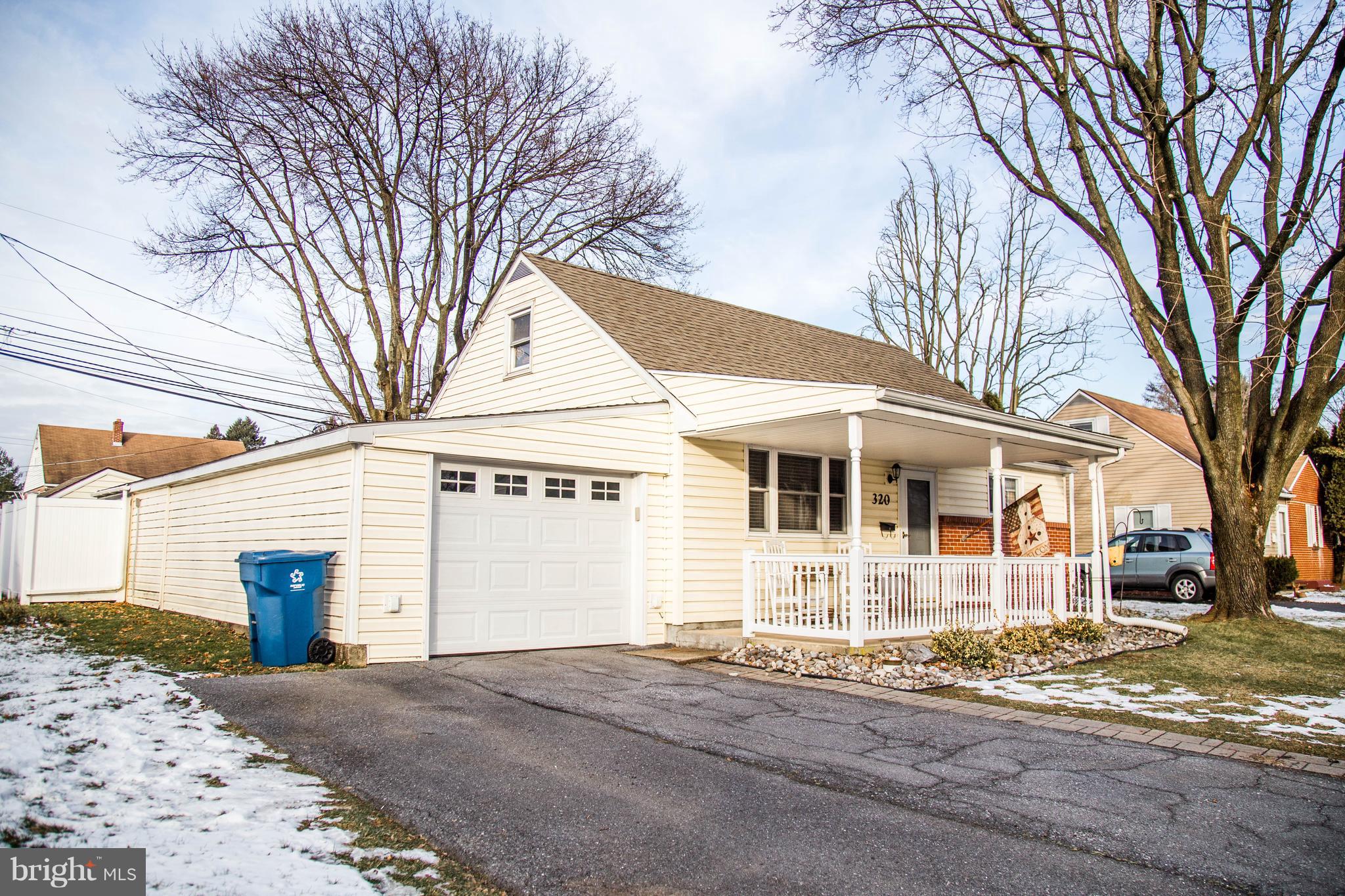 320 Charles Road Mechanicsburg, PA 17050 - Photo 2 of 23 Gallery Image 2