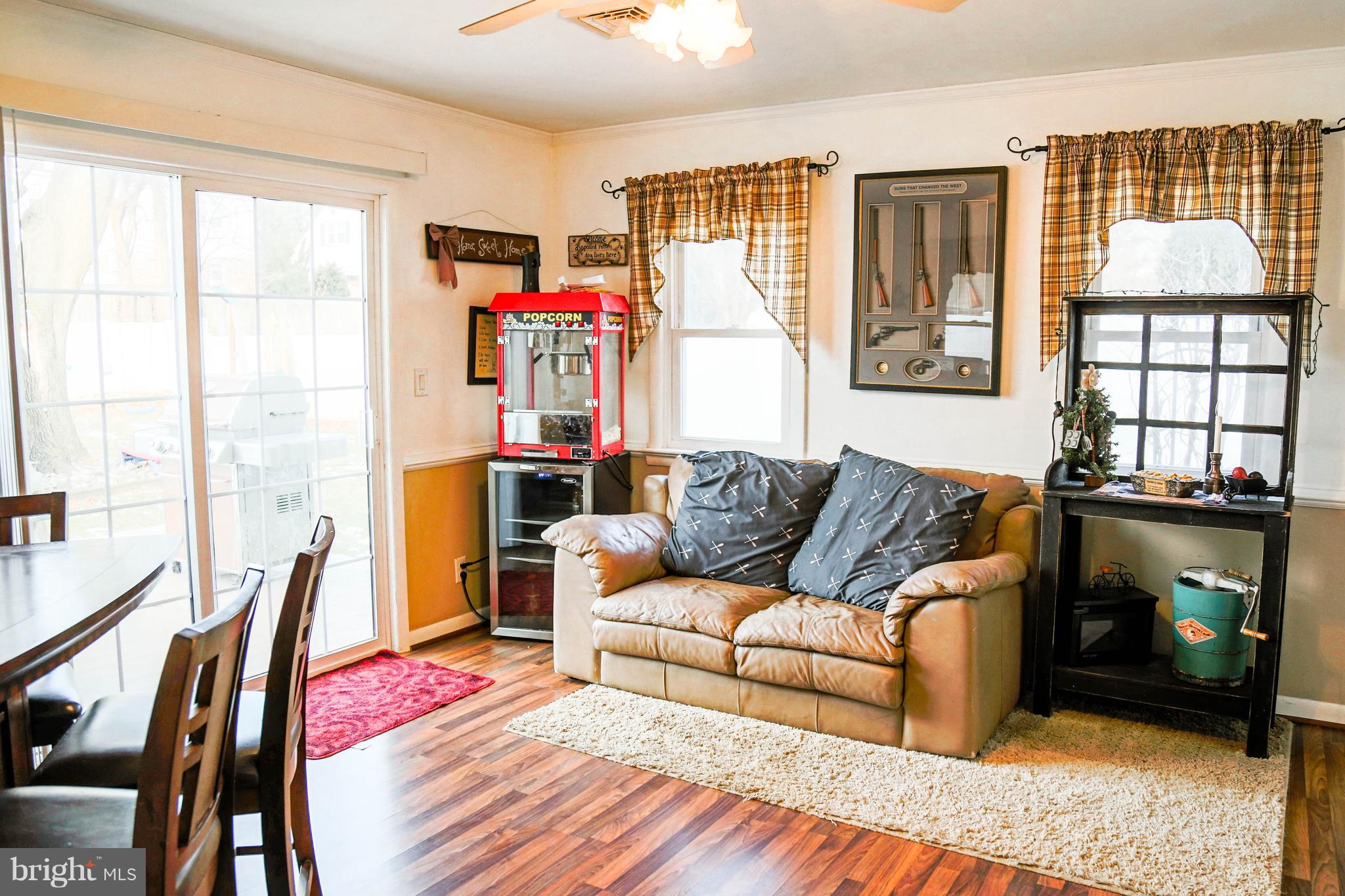 320 Charles Road Mechanicsburg, PA 17050 - Photo 4 of 23 Gallery Image 4