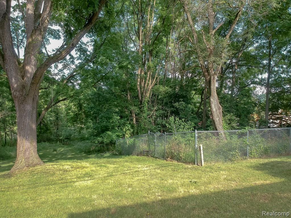 25710 Power Road Farmington Hills, MI 48336 - Photo 66 of 87