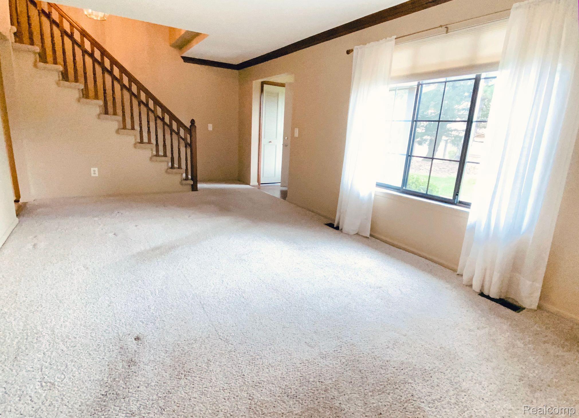 112 Meadow Ln Circle, Unit 31 Rochester, MI 48307 - Photo 4 of 33