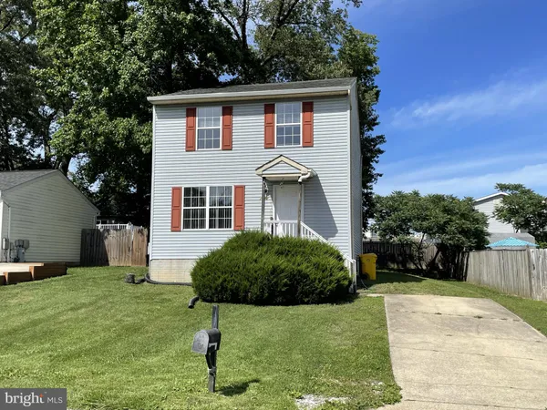 $2,800 | 7717 Grace Avenue, Pasadena, MD 21122