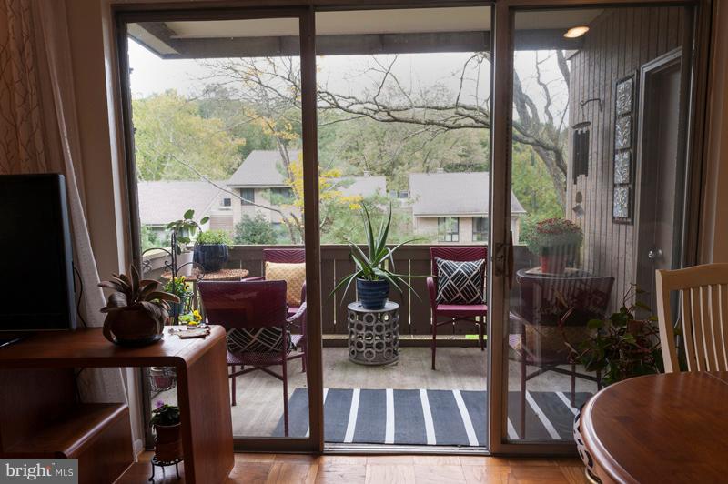 112 Cross Keys Road, Unit R112C Baltimore, MD 21210 - Photo 35 of 36 Balcony
