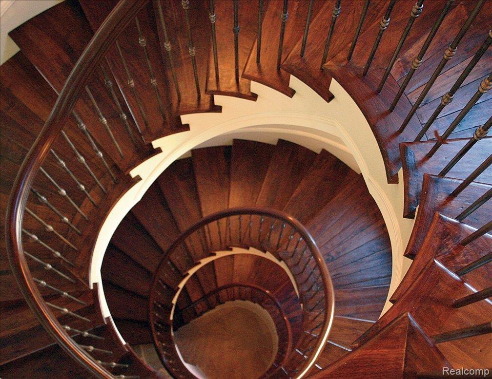 730 Vaughan Road Bloomfield Hills, MI 48304 - Photo 17 of 18 SpiralStaircaseAbove