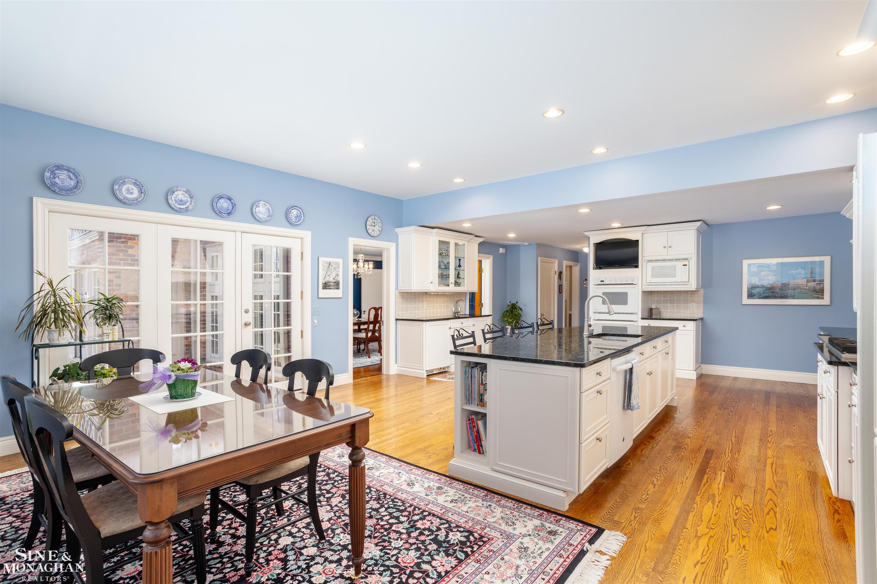 532 Lincoln Road Grosse Pointe, MI 48230 - Photo 10 of 71 50133585-BB12A7C4-3394-43B6-892E-00F2B45C2A1A.JPG