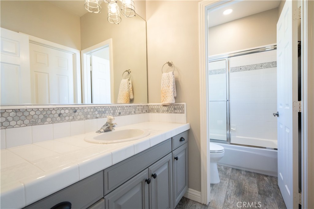 5474 Sunlight Street Simi Valley, CA 93063 - Photo 20 of 39