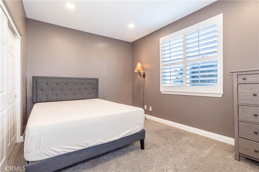 5474 Sunlight Street Simi Valley, CA 93063 - Photo 25 of 39