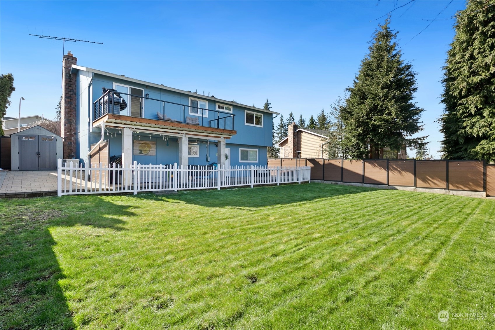 2728 Northeast 23rd Place Renton, WA 98056 - Photo 26 of 32 Gallery Image 26