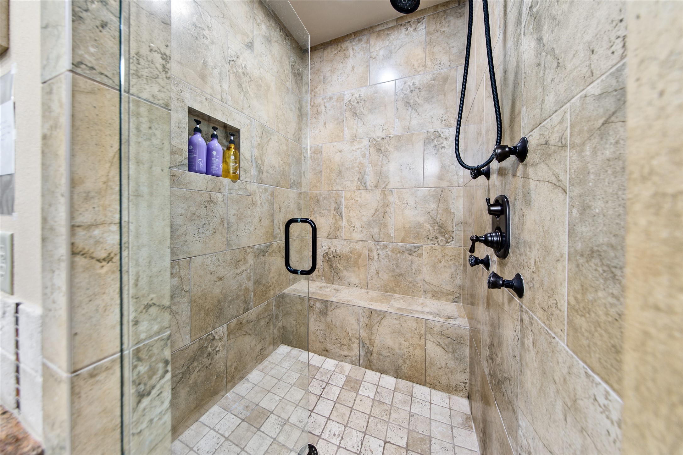 21010 North Ridge Street Lago Vista, TX 78645 - Photo 18 of 32