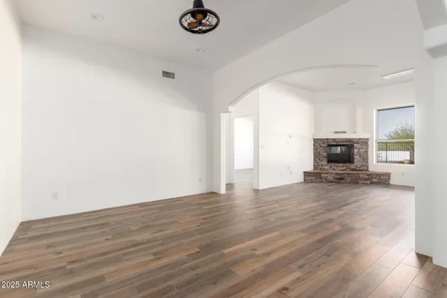 $940,000 | 1540 East Circle Mountain Road, New River, AZ 85087