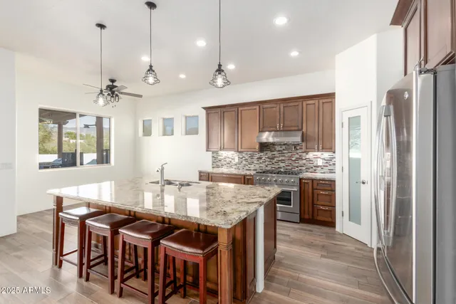 $940,000 | 1540 East Circle Mountain Road, New River, AZ 85087