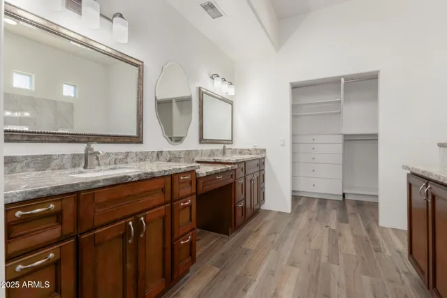 $940,000 | 1540 East Circle Mountain Road, New River, AZ 85087