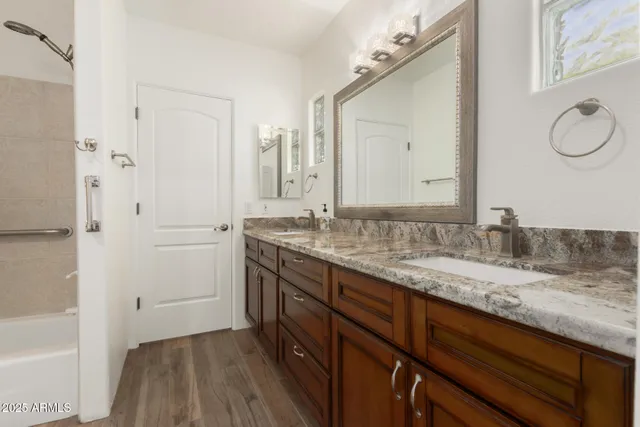 $940,000 | 1540 East Circle Mountain Road, New River, AZ 85087