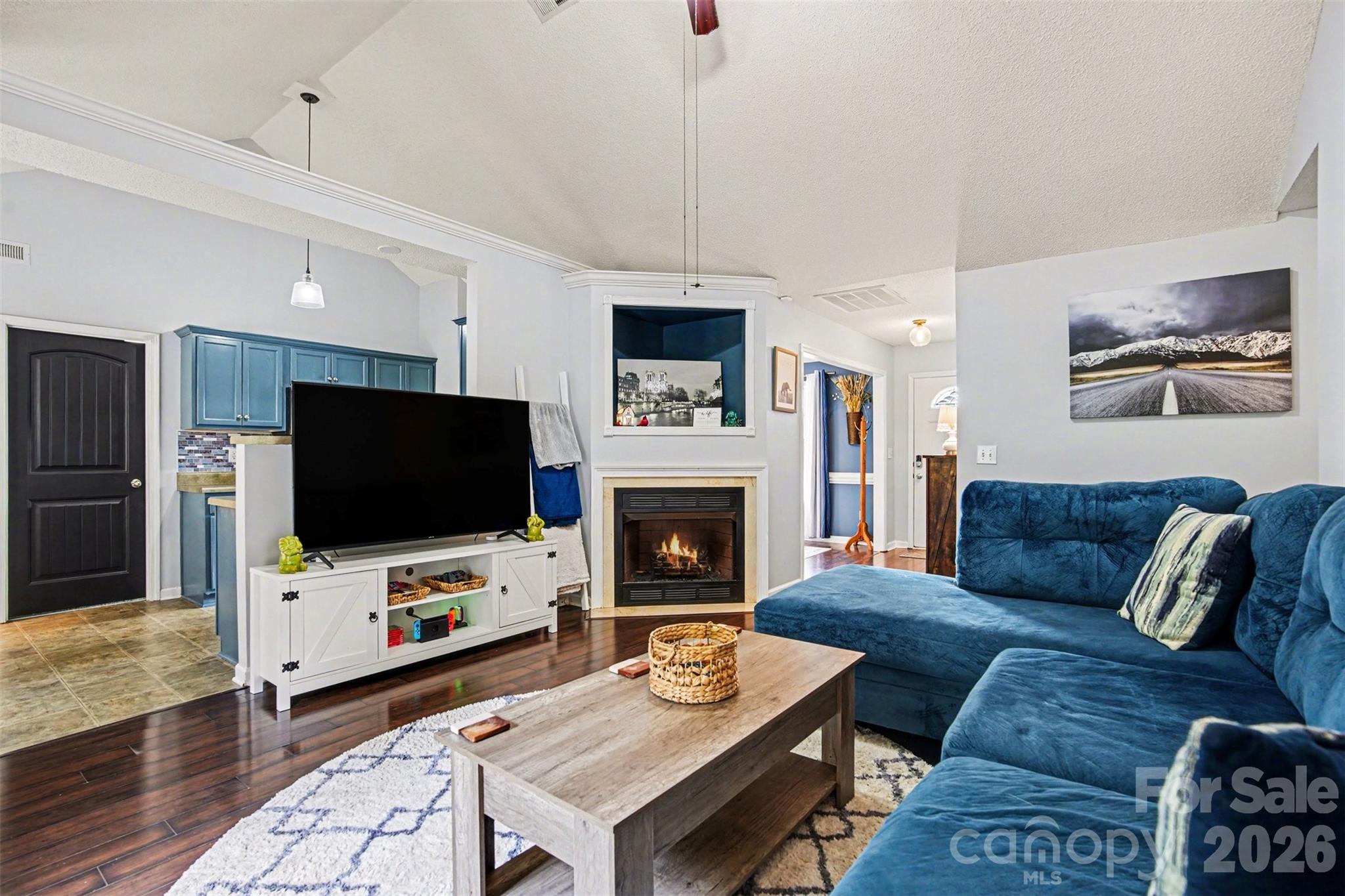 325 Eagle Creek Road Clover, SC 29710 - Photo 4 of 23