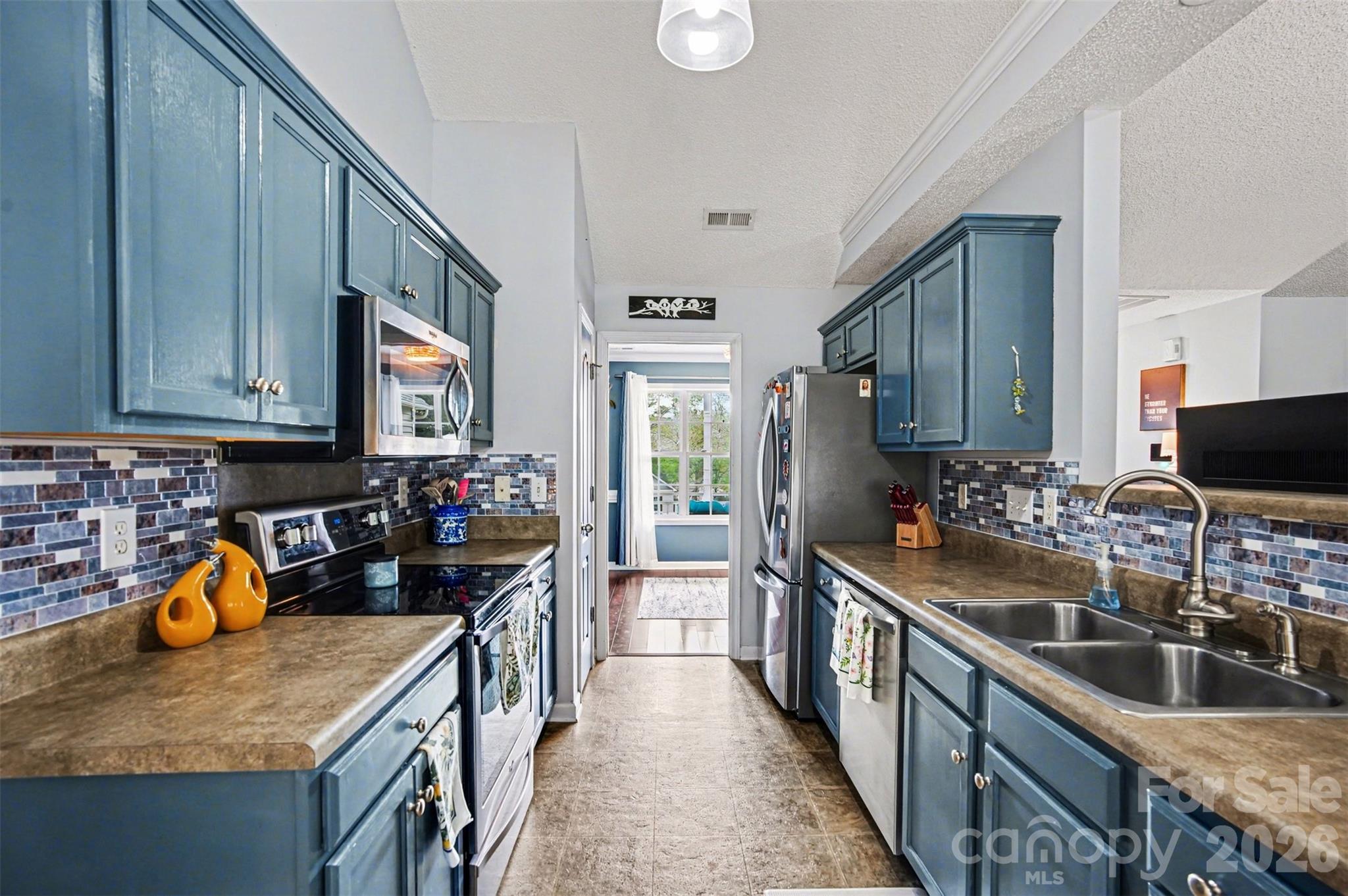 325 Eagle Creek Road Clover, SC 29710 - Photo 7 of 23