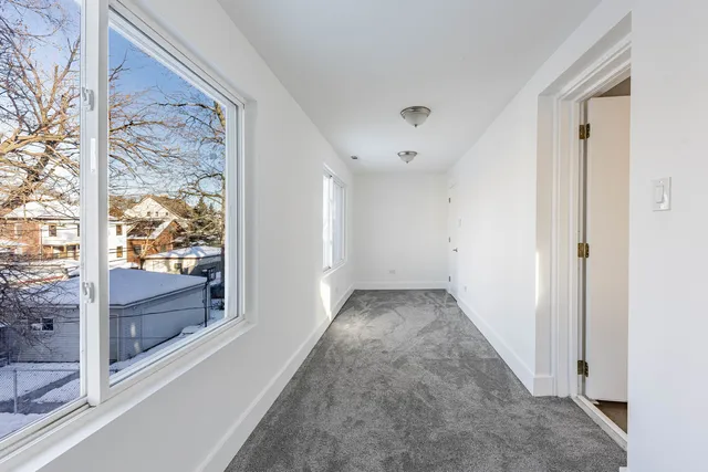 $339,000 | 2038 East 73rd Street, Chicago, IL 60649