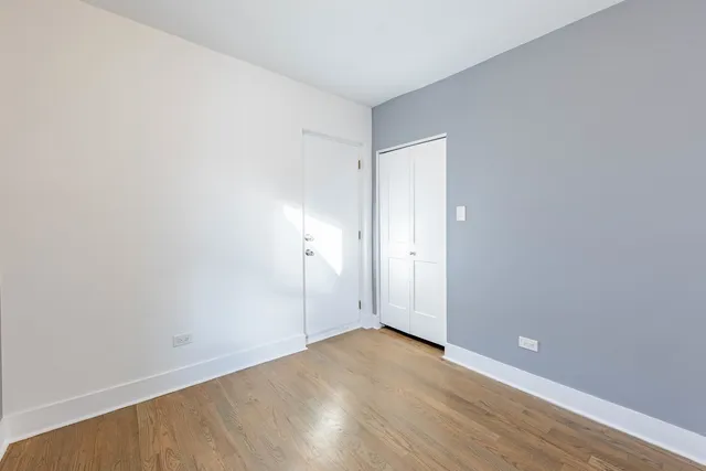 $339,000 | 2038 East 73rd Street, Chicago, IL 60649