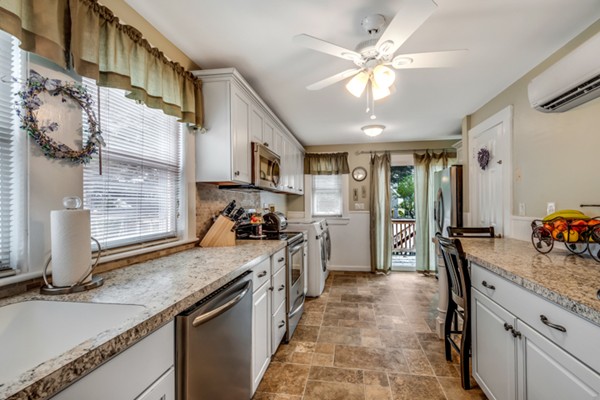 35 Rosalind Road Weymouth, MA 02191 - Photo 11 of 22 Gallery Image 11