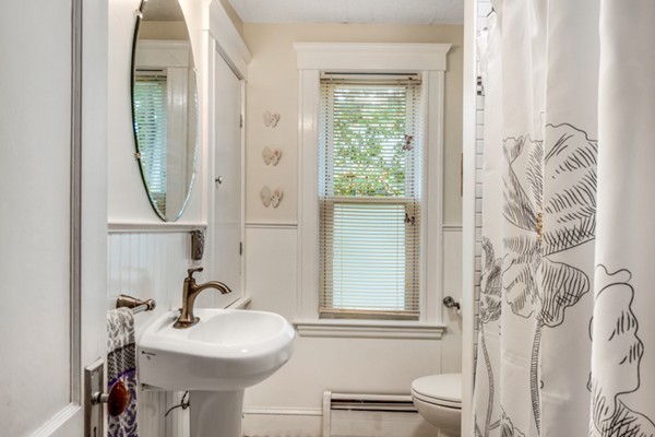 35 Rosalind Road Weymouth, MA 02191 - Photo 16 of 22 Gallery Image 16