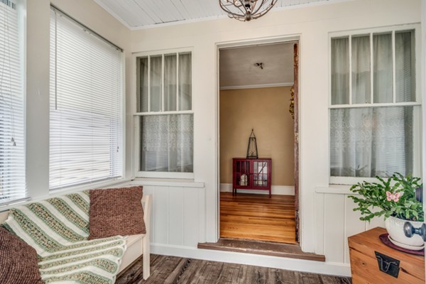 35 Rosalind Road Weymouth, MA 02191 - Photo 4 of 22 Gallery Image 4