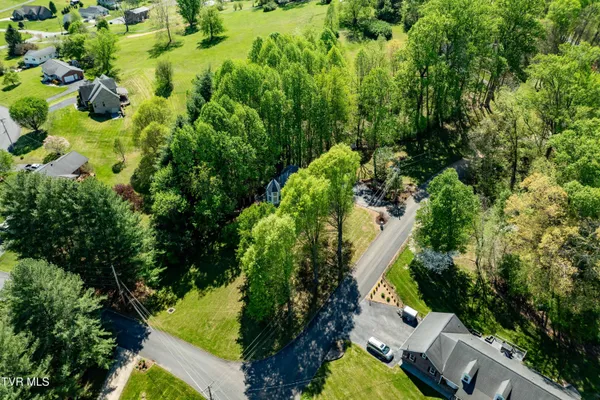 $875,000 | 101 Knobb Hill Road, Johnson City, TN 37601