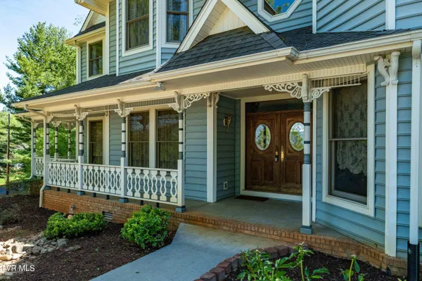 $875,000 | 101 Knobb Hill Road, Johnson City, TN 37601