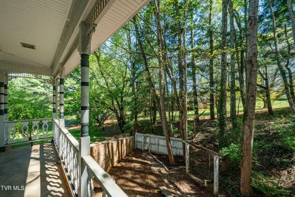 $875,000 | 101 Knobb Hill Road, Johnson City, TN 37601