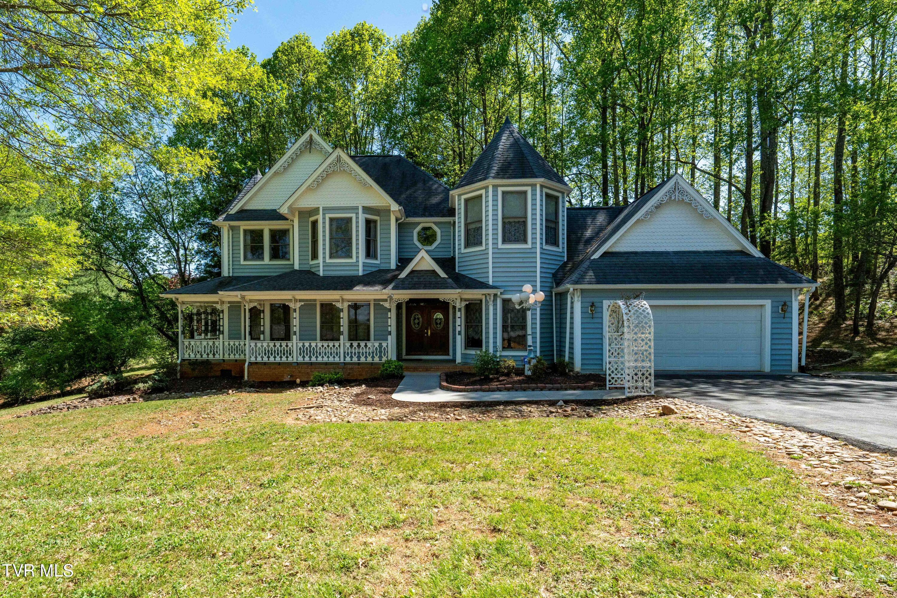 101 Knobb Hill Road Johnson City, TN 37601 - Photo 2 of 114 101 Knobb Hill Rd (35 of 118)