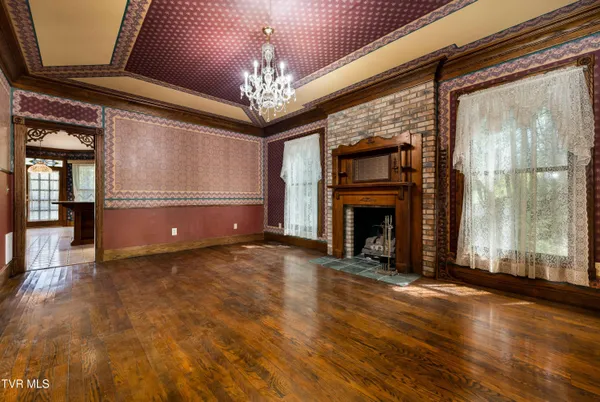 $875,000 | 101 Knobb Hill Road, Johnson City, TN 37601