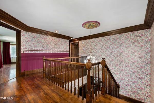 $875,000 | 101 Knobb Hill Road, Johnson City, TN 37601