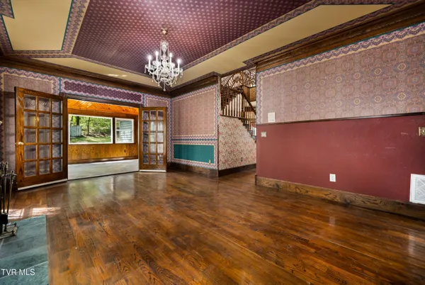 $875,000 | 101 Knobb Hill Road, Johnson City, TN 37601