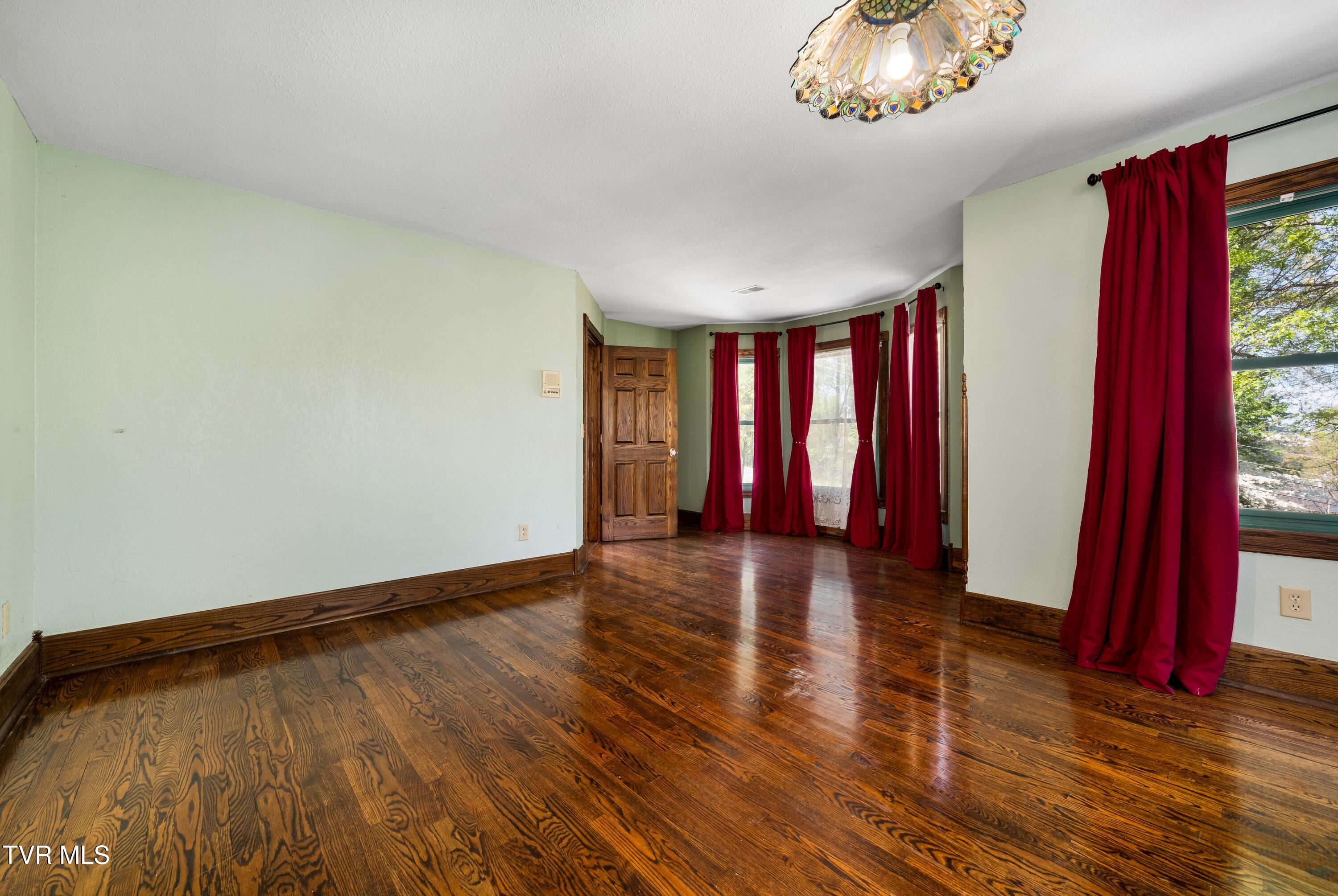 101 Knobb Hill Road Johnson City, TN 37601 - Photo 43 of 114 101 Knobb Hill Rd (96 of 118)