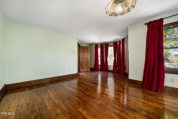 $875,000 | 101 Knobb Hill Road, Johnson City, TN 37601