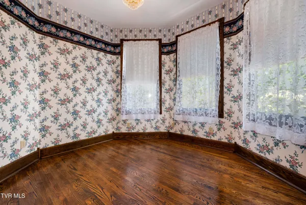 $875,000 | 101 Knobb Hill Road, Johnson City, TN 37601