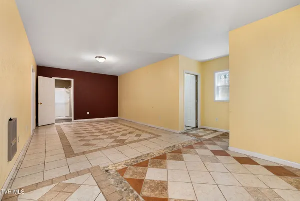 $875,000 | 101 Knobb Hill Road, Johnson City, TN 37601