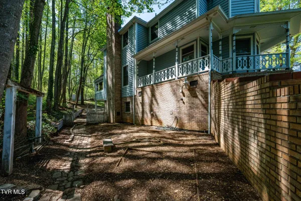 $875,000 | 101 Knobb Hill Road, Johnson City, TN 37601