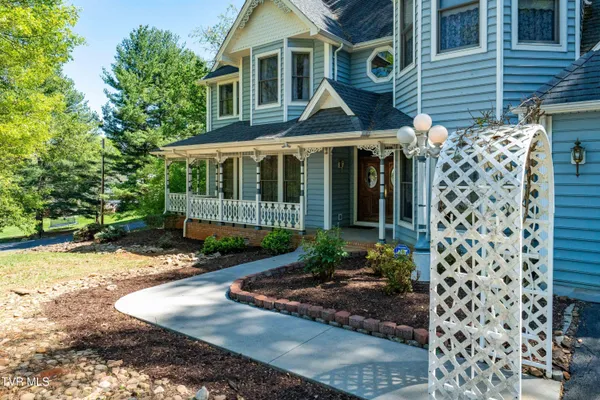 $875,000 | 101 Knobb Hill Road, Johnson City, TN 37601