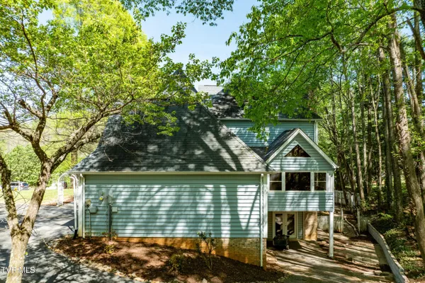 $875,000 | 101 Knobb Hill Road, Johnson City, TN 37601