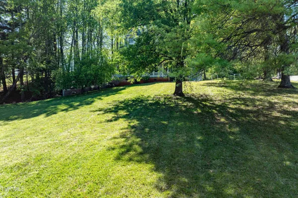 $875,000 | 101 Knobb Hill Road, Johnson City, TN 37601