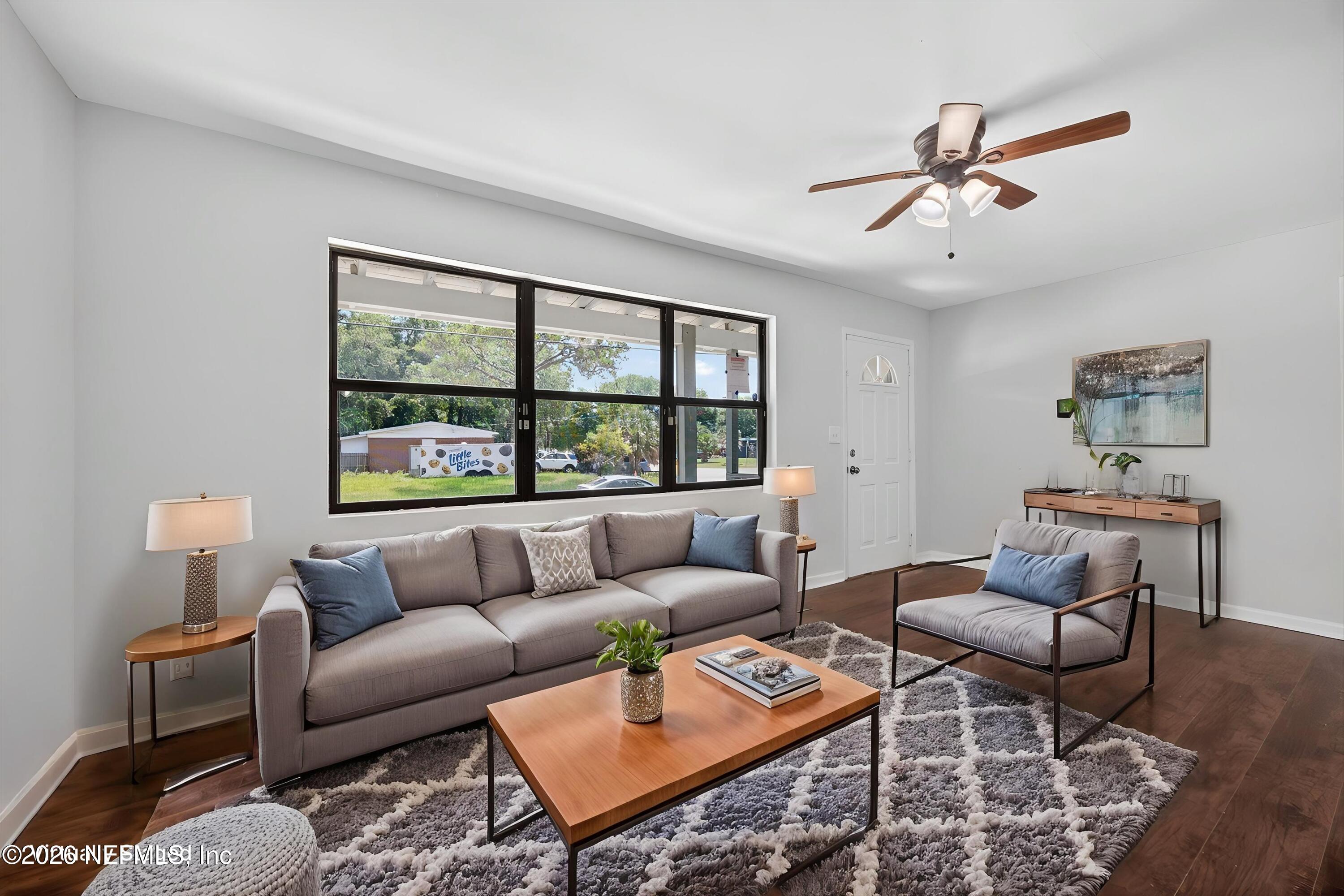3248 Shetland Road West Jacksonville, FL 32277 - Photo 6 of 46 05-3248-Shetland-Rd-W-34 - Living Room -