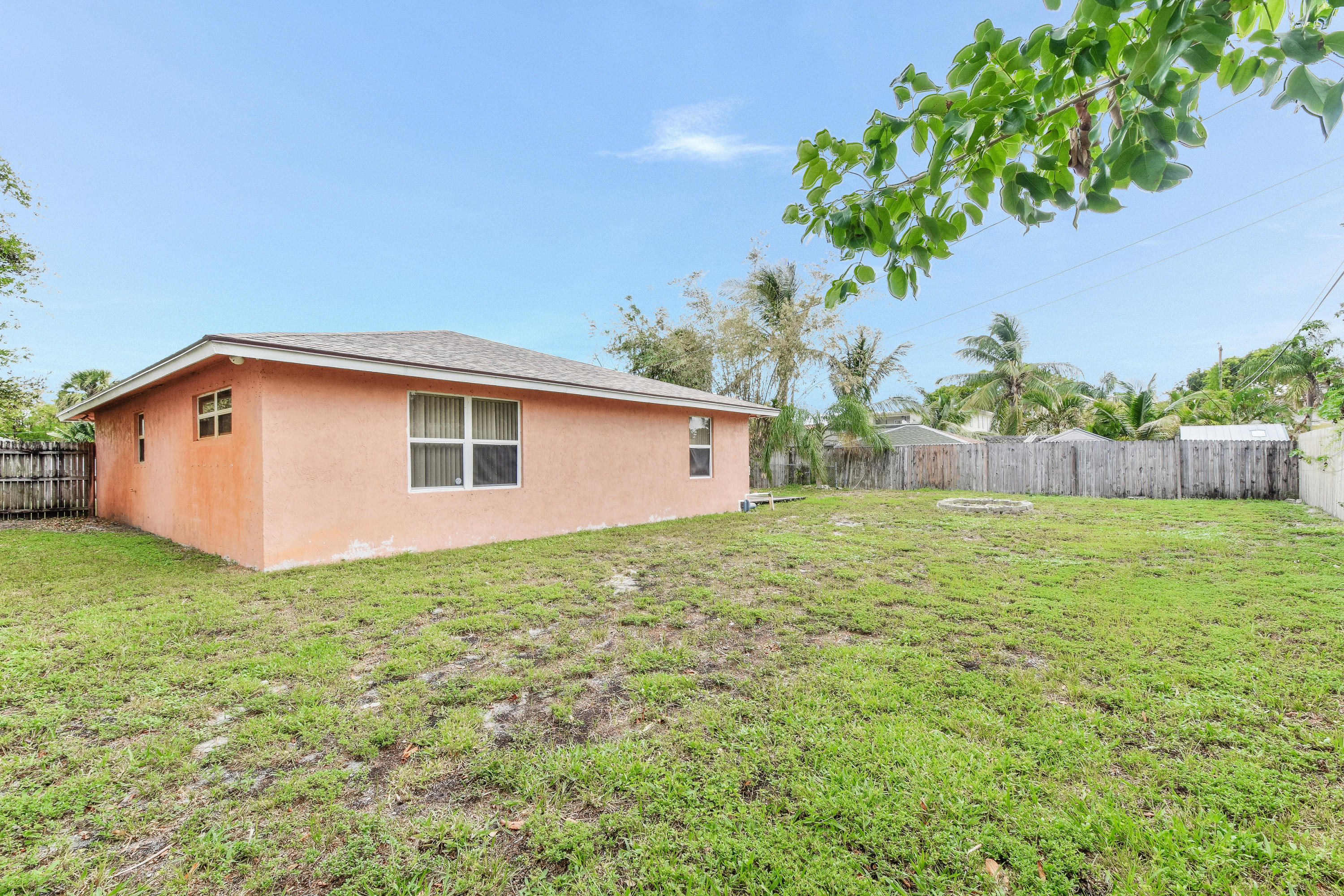 718 Franklin Road West Palm Beach, FL 33405 - Photo 17 of 17 718FranklinRoad_31