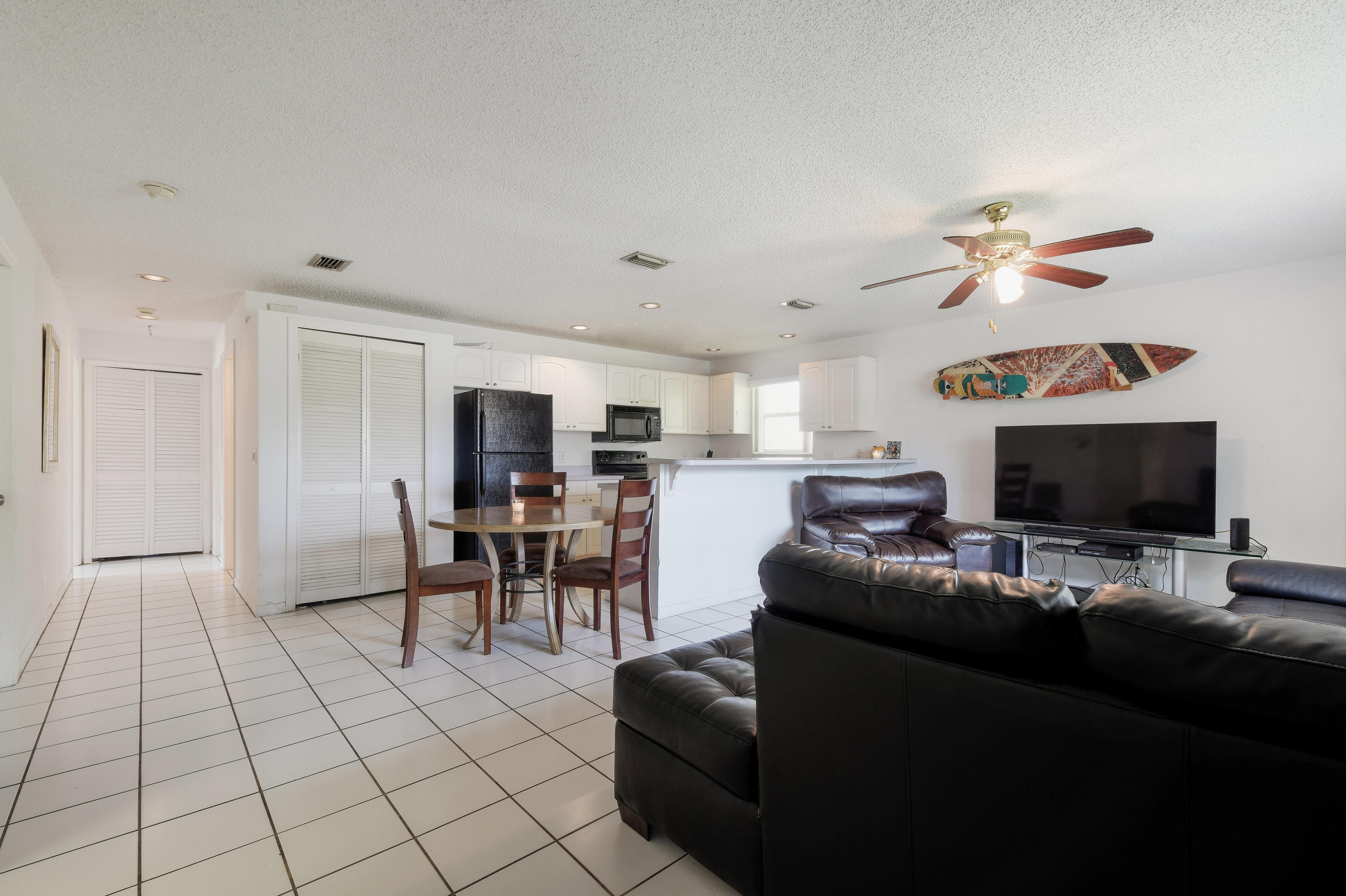 718 Franklin Road West Palm Beach, FL 33405 - Photo 2 of 17 718FranklinRoad_04