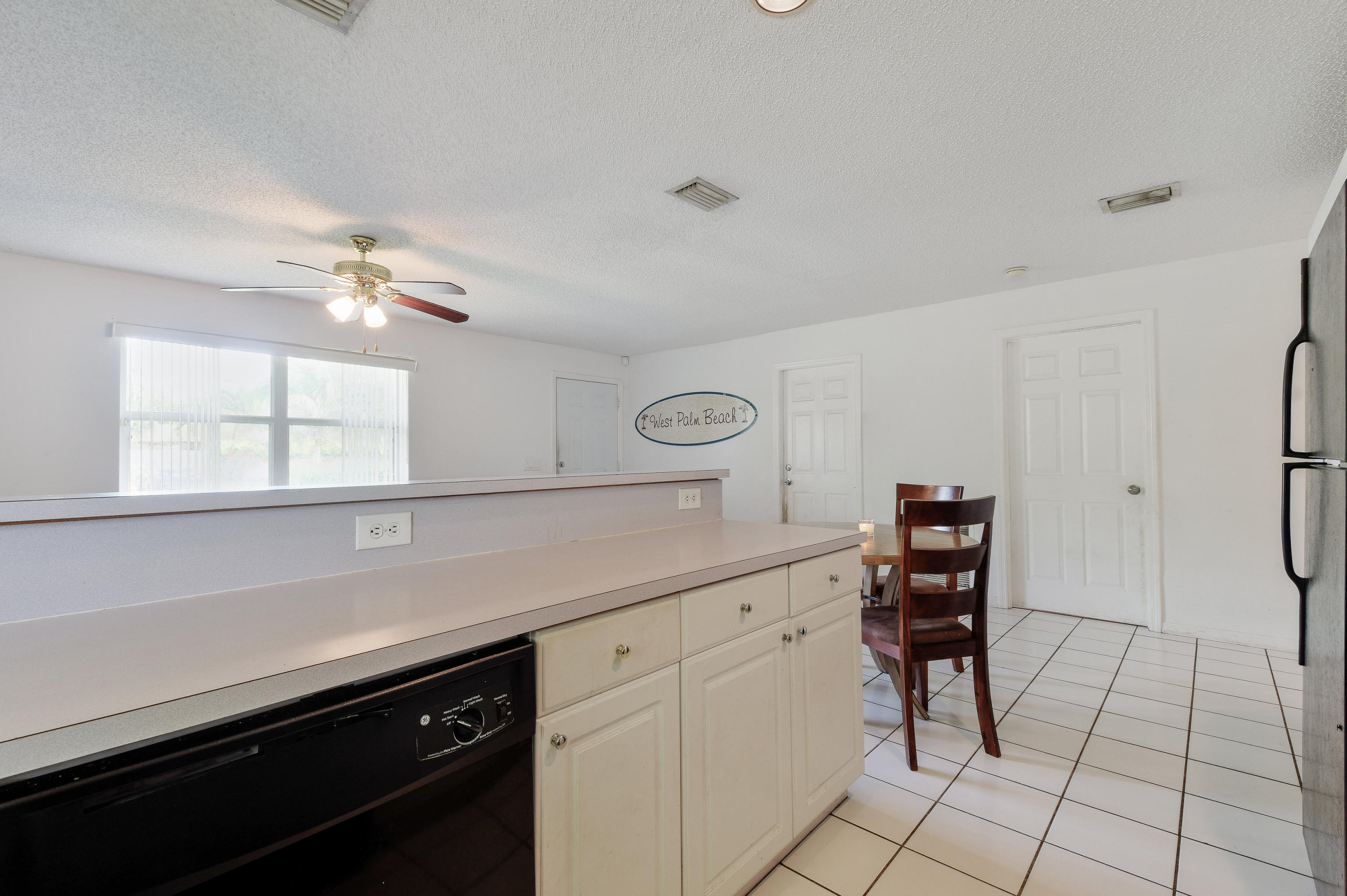 718 Franklin Road West Palm Beach, FL 33405 - Photo 7 of 17 718FranklinRoad_13