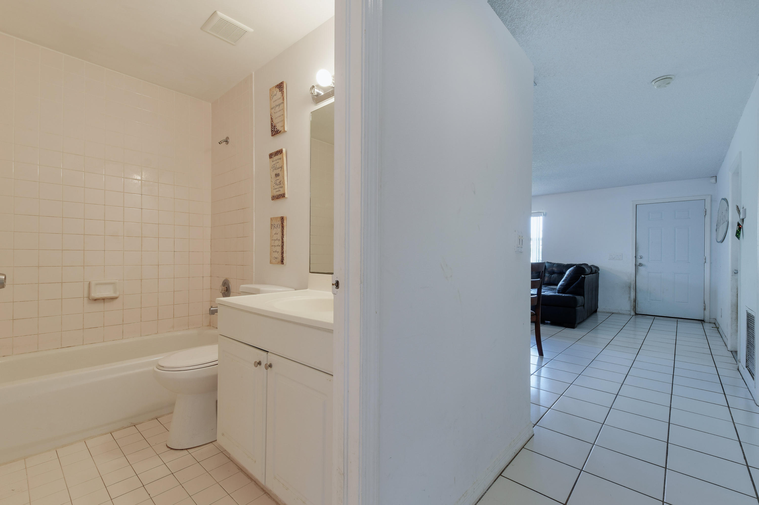 718 Franklin Road West Palm Beach, FL 33405 - Photo 10 of 17 718FranklinRoad_21