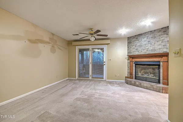 $269,000 | 248 Willowbend Drive, Unit 248, Kingsport, TN 37660